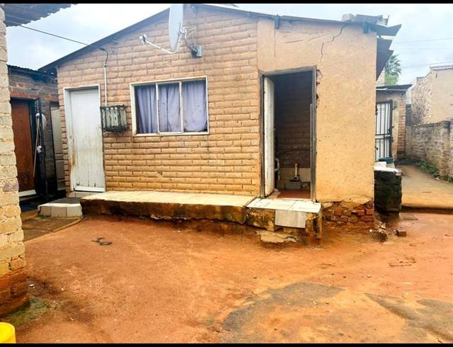 0 BEDROOM HOUSE FOR SALE IN COSMO CITY